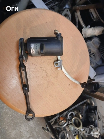 Потенциометър газ за Фолксваген и Ауди 0 281 002 229 / 028907475S