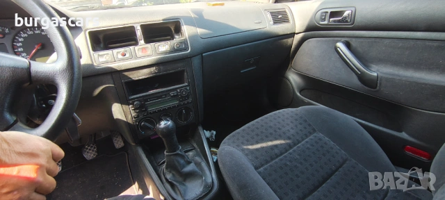 VW Golf 4 1.6-105к.с. AUS бензин на части, снимка 9 - Автомобили и джипове - 54679877