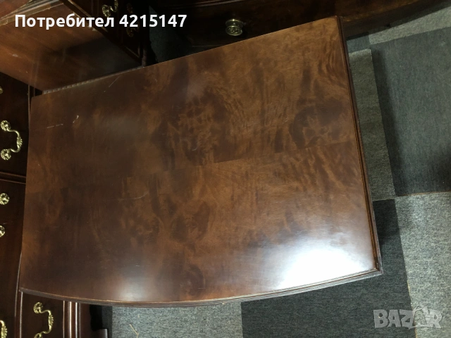 Нощно шкафче "Henredon Aston Court" с три чекмеджета, снимка 5 - Шкафове - 54663340