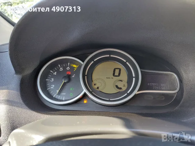 Рено Меган 1.6-110, снимка 8 - Автомобили и джипове - 55530430
