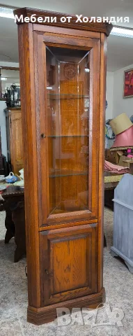 Ъглова витрина от дъб, снимка 2 - Секции и витрини - 55390674