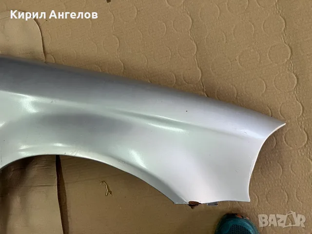 Десен калник за Honda Civic 6 Хечбек, снимка 2 - Части - 55544735