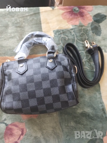 Дамска чанта