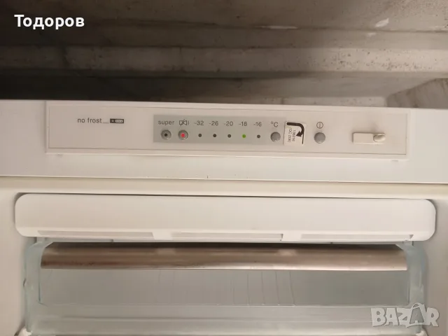 Фризер Bosch GSN32V28, 242 литра, NoFrost, A++ , снимка 3 - Фризери - 55630109