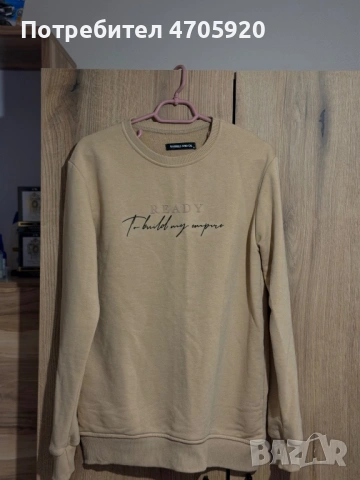 Продавам блузи С размер 