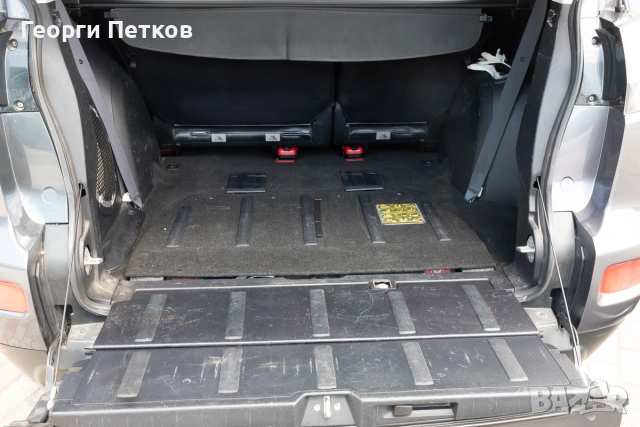 Mitsubishi Outlander 2.2 DI-D, снимка 13 - Автомобили и джипове - 55094256