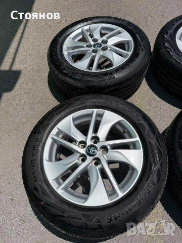 Оригинални лети джанти Тойота 15"+ почти нови гуми CONTINENTAL летни с TPMS датчици, снимка 8 - Гуми и джанти - 55199458