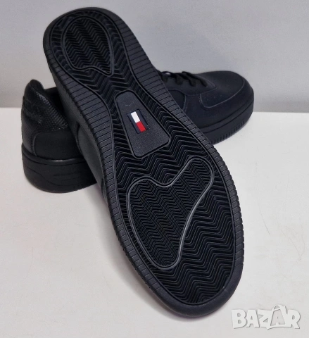 TOMMY HILFIGER, 42 номер, НОВИ , снимка 4 - Маратонки - 54431779