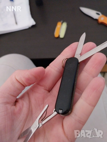 Victorinox Classic, Buck Spitfire нож ножче Викторинокс Бък , снимка 9 - Ножове - 53971147