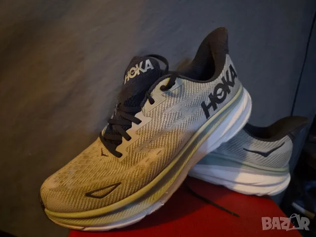 Hoka-оригинални маратонки-номер44, снимка 3 - Маратонки - 55679000
