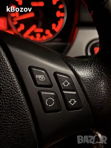 Bmw e90 318i ръчка, снимка 13 - Автомобили и джипове - 55667560