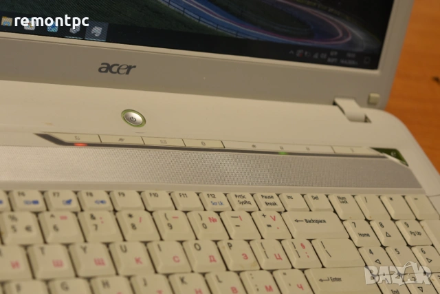 Acer Aspire 7520G 17 инчов SSD + HDD 4 GB RAM Nvidia video card , снимка 9 - Лаптопи за работа - 54190386
