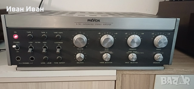 Усилвател REVOX B750