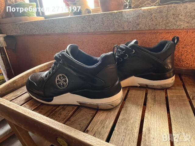 дамски обувки  Guess, снимка 5 - Маратонки - 53982071