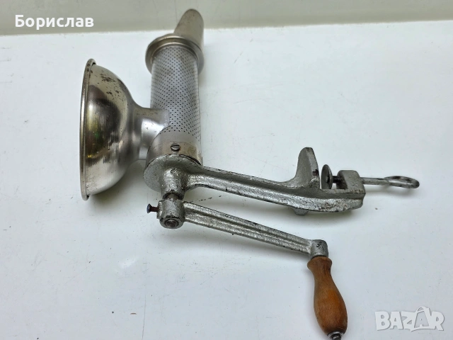 Машинка за мелене на домати, снимка 2 - Месомелачки - 55148806