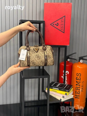 Guess Нова Стилна Дамска Чанта Гес Различни Цветове , снимка 9 - Чанти - 55132321