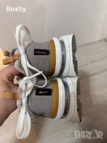 Nike Furyosa, снимка 4 - Маратонки - 54543855
