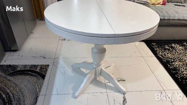 Трапезна маса