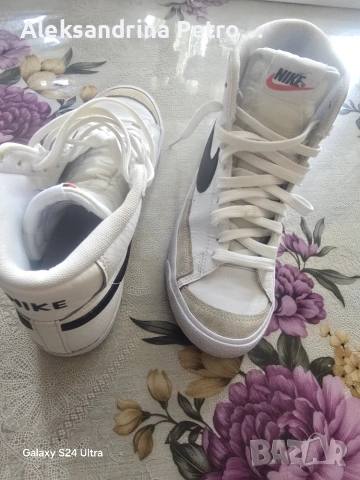 Оригинални Маратонки Nike, снимка 9 - Маратонки - 55199958