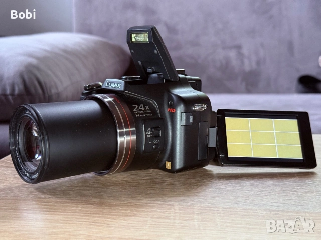 Panasonic Lumix DMC-FZ100, снимка 3 - Фотоапарати - 54894308