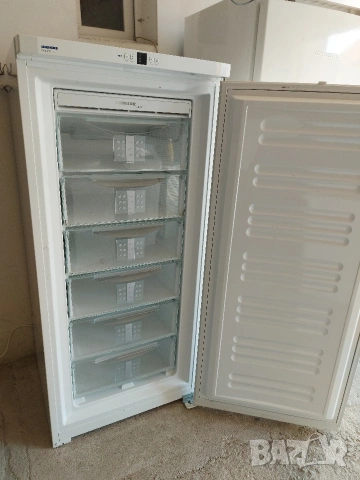 Фризер Liebherr 6 рафта, снимка 3 - Фризери - 54172673