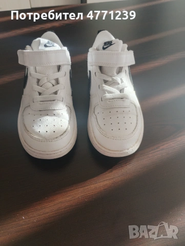 Детски маратонки Nike, снимка 2 - Детски маратонки - 54975933