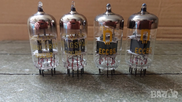 Нови 2броя радиолампи TUNGSRAM ECC82. Нови 2броя радиолампи RFT ECC85. 