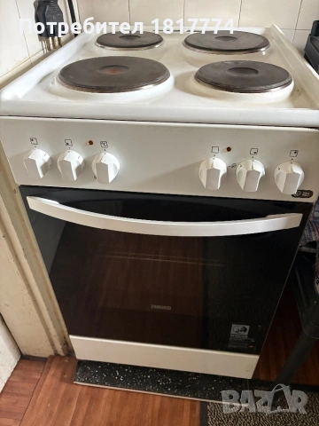 Продавам печка Zanussi, снимка 2 - Печки, фурни - 54078819