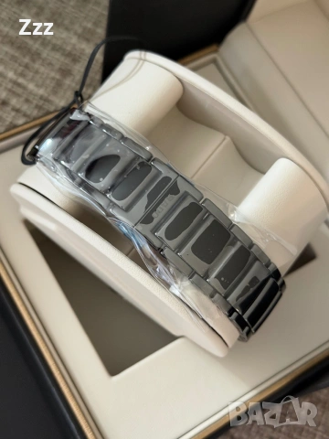 Чисто нов автоматичен часовник с диаманти Rado True 40mm , снимка 3 - Дамски - 55003642