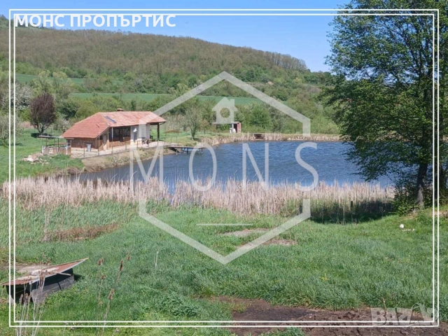 Продава се къща с 12 дка двор и собствени рибарници в района на гр. Севлиево, снимка 12 - Парцели - 54534156