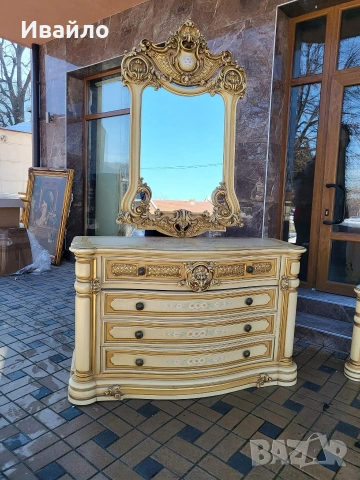 Италиански спален комплект , снимка 7 - Спални и легла - 54633607