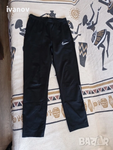 Детско долнище Nike 147-158 см