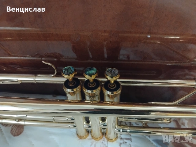 B тромпет , снимка 2 - Духови инструменти - 54356968