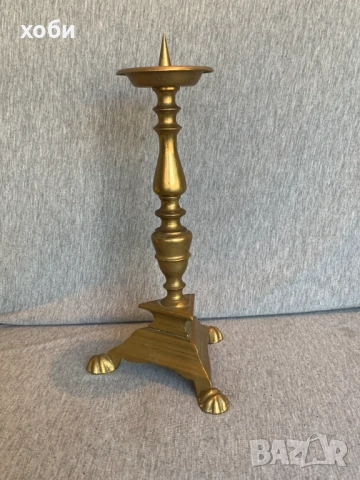 стар бронзов свещник
