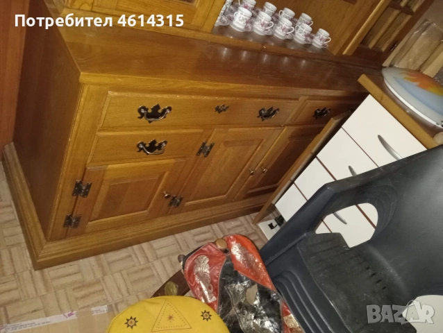 Шкаф витрина, снимка 2 - Секции и витрини - 54695487