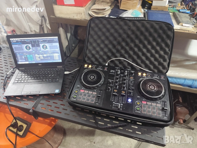 Pionner DDJ-400 Контолер