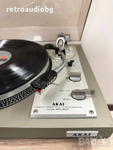 Колекционерски грамофон AKAI AP-207 - direct drive, fully automatic🔈, снимка 2 - Грамофони - 54194741