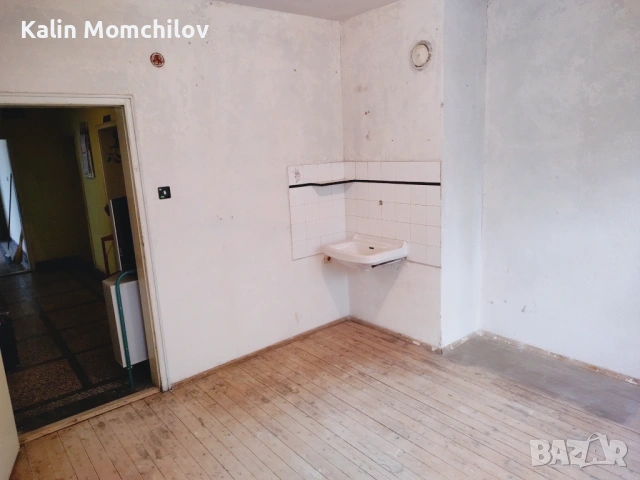 Продава апартамент-гр.Нови пазар, снимка 11 - Апартаменти - 54417342