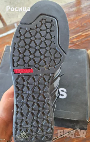 Мъжки маратонки Adidas 43 номер , снимка 4 - Маратонки - 55529420