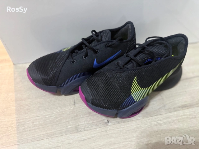 Дамски маратонки Nike superrep, снимка 2 - Маратонки - 54543827