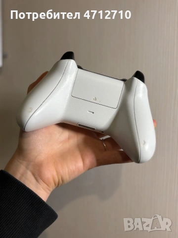 Оригинален Безжичен Контролер за Xbox One / PC – Бял (Robot White), снимка 3 - Аксесоари - 54010226