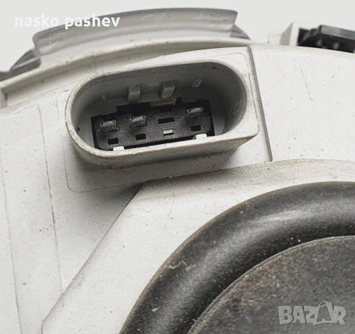 Продавам ляв фар за Мерцедес w203, снимка 5 - Части - 54309723