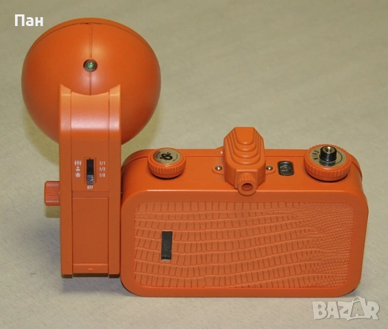 Камера за Ломография La Sardina със светкавица, снимка 2 - Фотоапарати - 54458710
