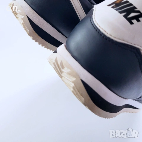 NIKE Cortez '72, оригинални 42, снимка 7 - Маратонки - 54648306