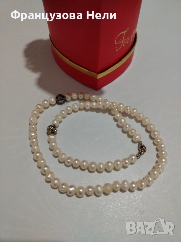 Огърлица с естествени перли и сребърни орнаменти, снимка 4 - Колиета, медальони, синджири - 54363746