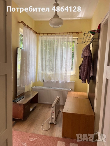 Къща с двор и гараж в центъра, снимка 3 - Къщи - 54999307