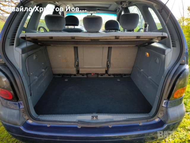 Renault Scenic 1.6, снимка 5 - Автомобили и джипове - 54857496