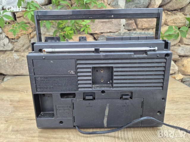 Радиокасетофон Hitachi TRK-510E, снимка 5 - Радиокасетофони, транзистори - 55191264