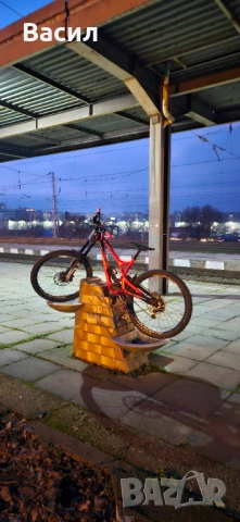 Commencal Supreme V4 2016 Team, снимка 3 - Велосипеди - 54110272