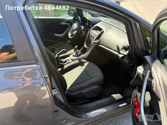 Opel Astra 1.4 Turbo LPG, снимка 12 - Автомобили и джипове - 54745924